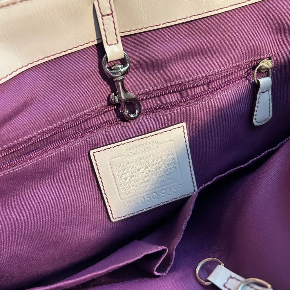 Coach Vintage Optic Signature Purple Suede Tote Bag - Picture 11 of 16